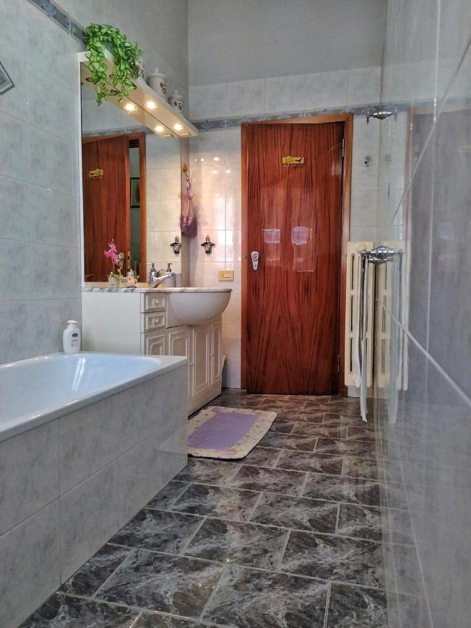 Casa Dina Διαμέρισμα Σαν Τζιμινιάνο Εξωτερικό φωτογραφία