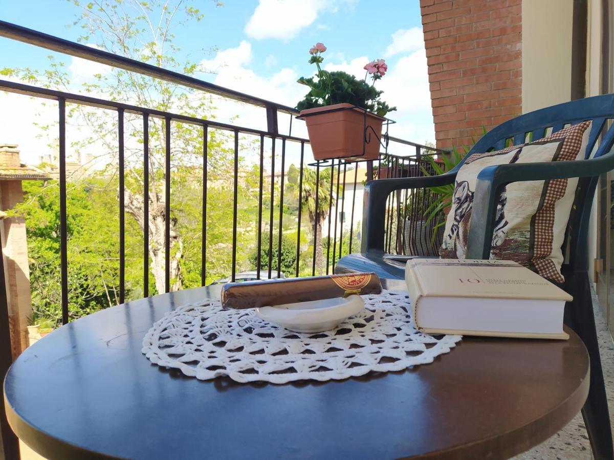 Casa Dina Διαμέρισμα Σαν Τζιμινιάνο Εξωτερικό φωτογραφία